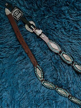 NWT Genuine Leather & Faux Turquoise Concho Belt